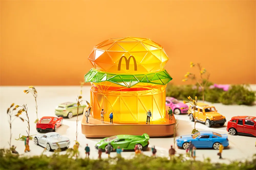 AIIDA-2023-McDonald's 30th Anniversary Gift Box- (12)