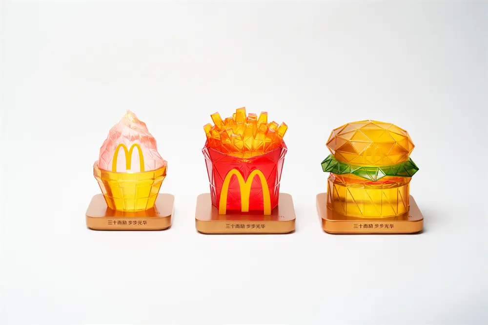 AIIDA-2023-McDonald's 30th Anniversary Gift Box- (19)